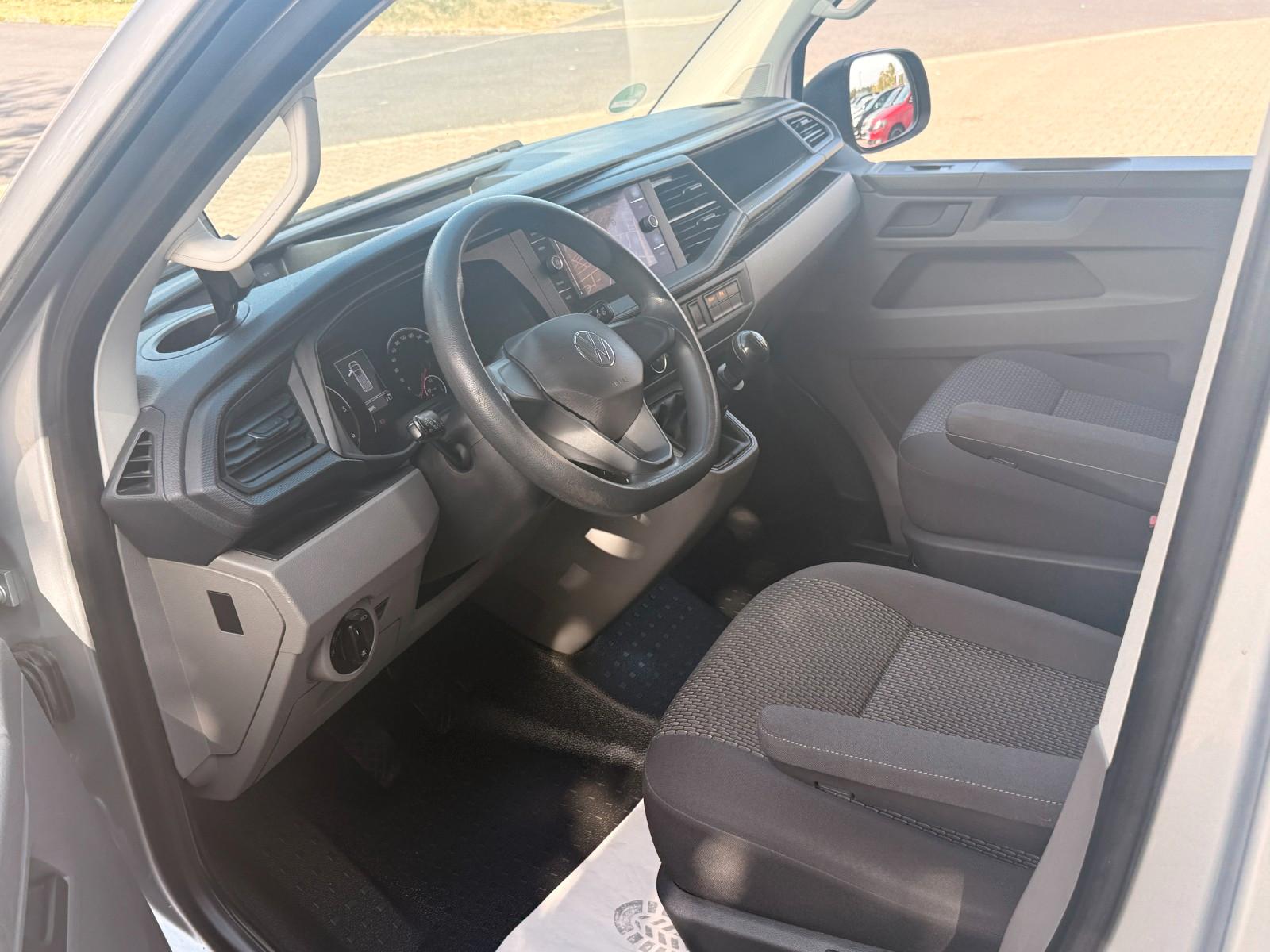 Volkswagen T6.1 2.0 TDI Transporter Kasten FWD*GR.NAVI*PDC*