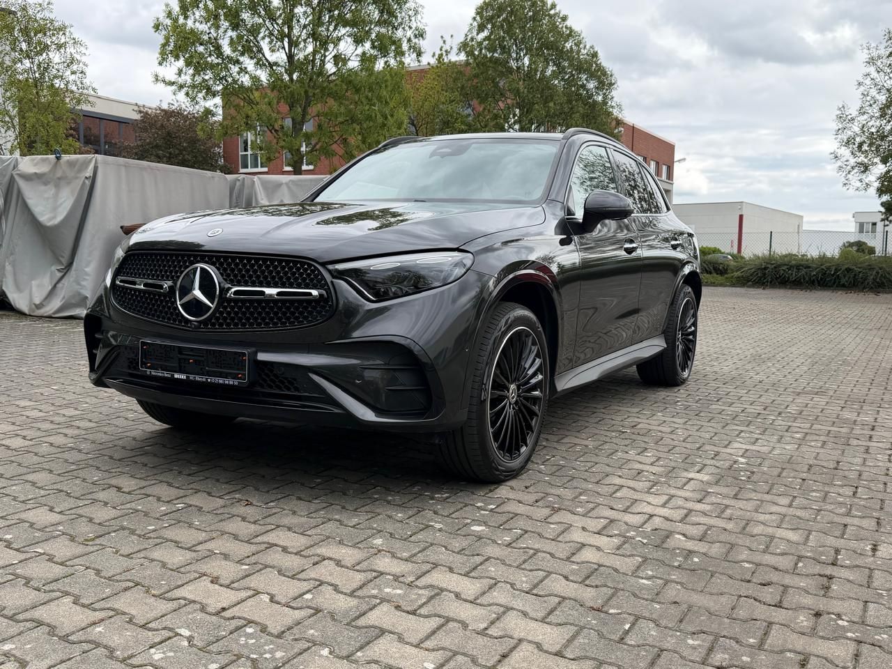 Mercedes-Benz GLC 300e 4Matic AMG DIGITAL LIGHT 360° PANORAMA