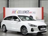 Hyundai i30CW 1.0 T-GDI FAMILY+ WHITE / PANORAMA / PDC - Hyundai i30: Cw