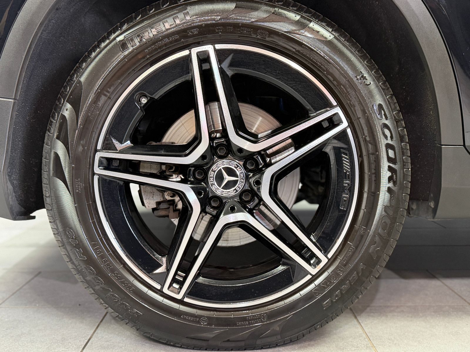 Fahrzeugabbildung Mercedes-Benz GLC 200 4Matic|AUTOMATIK|AMG-LINE|DIGI-TACHO|AHK