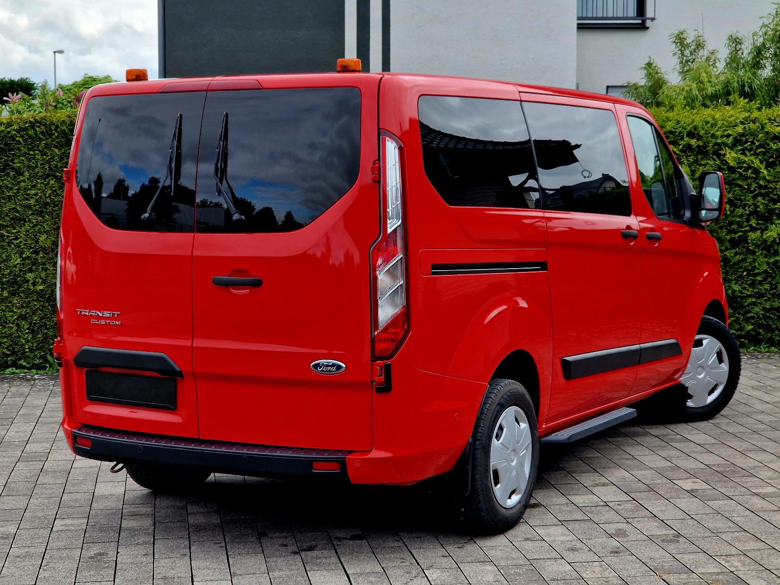 Ford Transit Custom Kombi 320 L1 (9-Sitzer, 2x Klima)