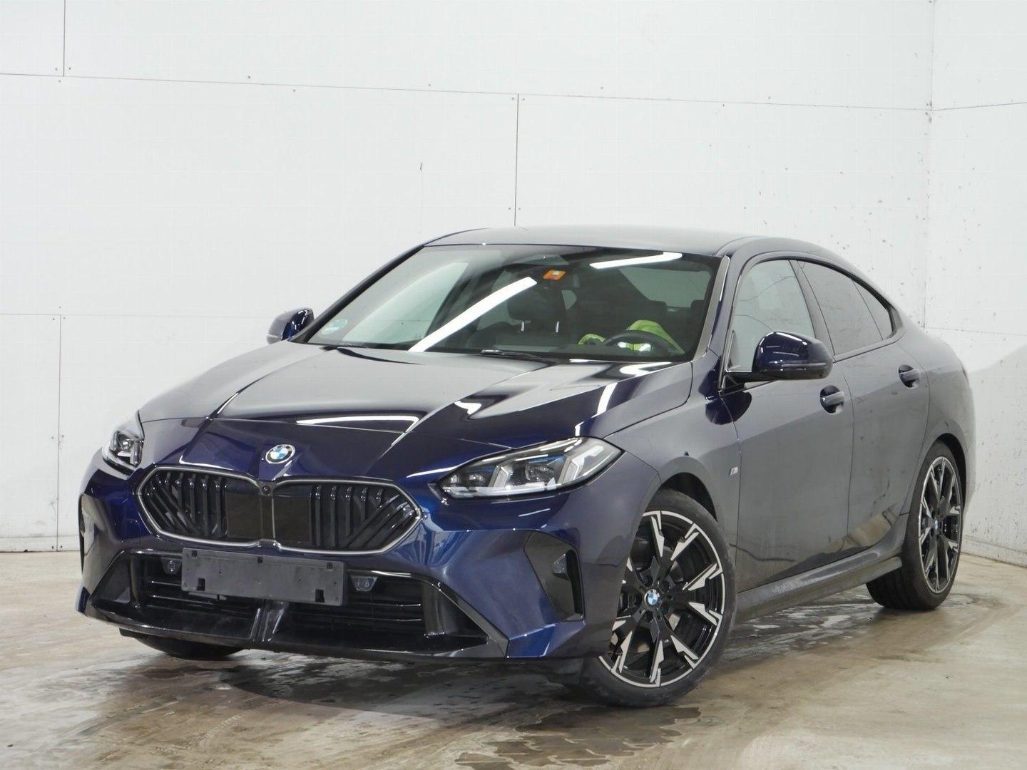 BMW 223 xDrive |Head-Up Display | M Sportpaket |19" 