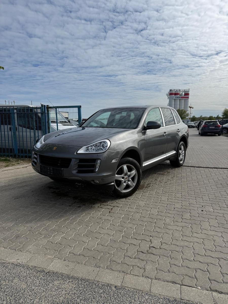 Porsche Cayenne Basis