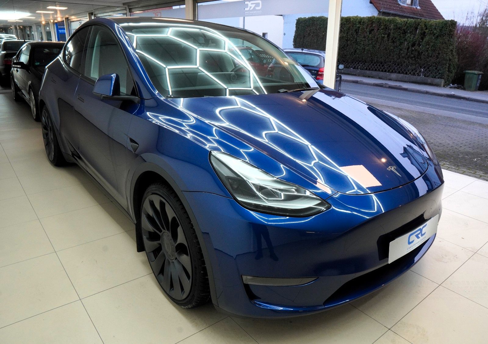 Fahrzeugabbildung Tesla Model Y Performance Dual AWD *MwSt*Carbon