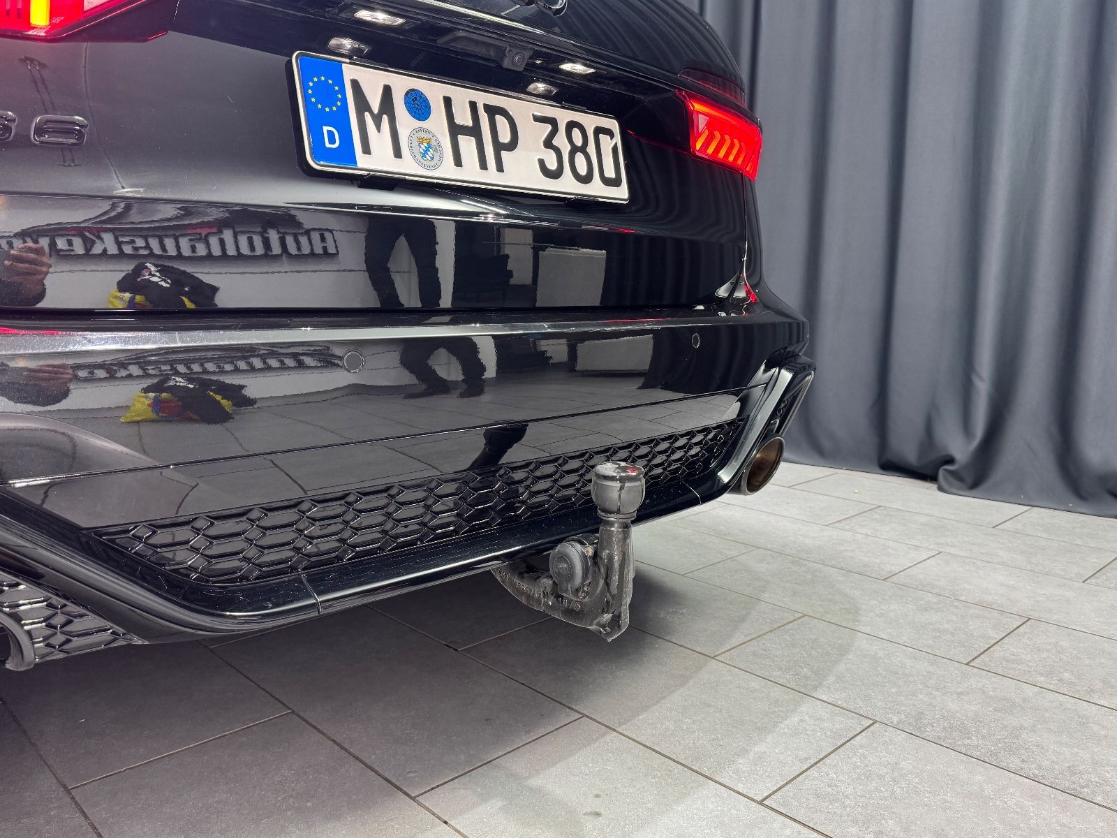 Fahrzeugabbildung Audi RS6 Avant 4.0 TFSI quattro|PANO|MATRIX|ACC|VOLL