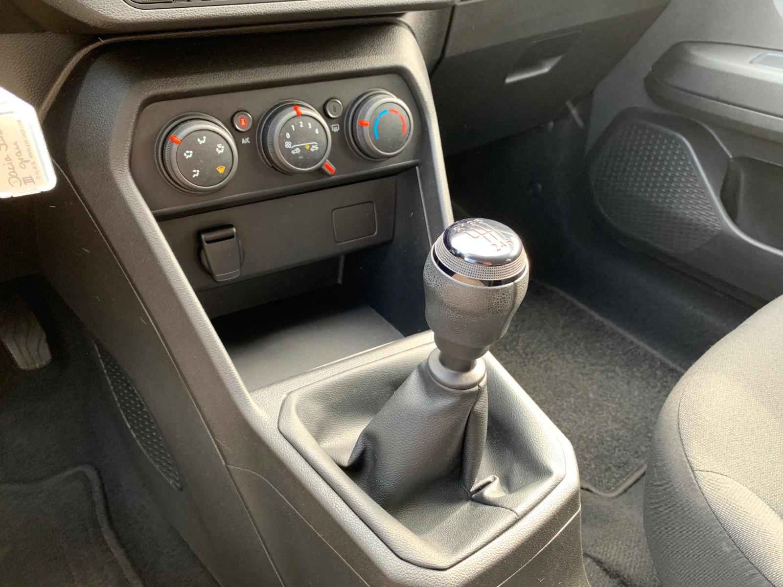 Dacia Sandero III AHK+LED+Sitzhzg+Klima