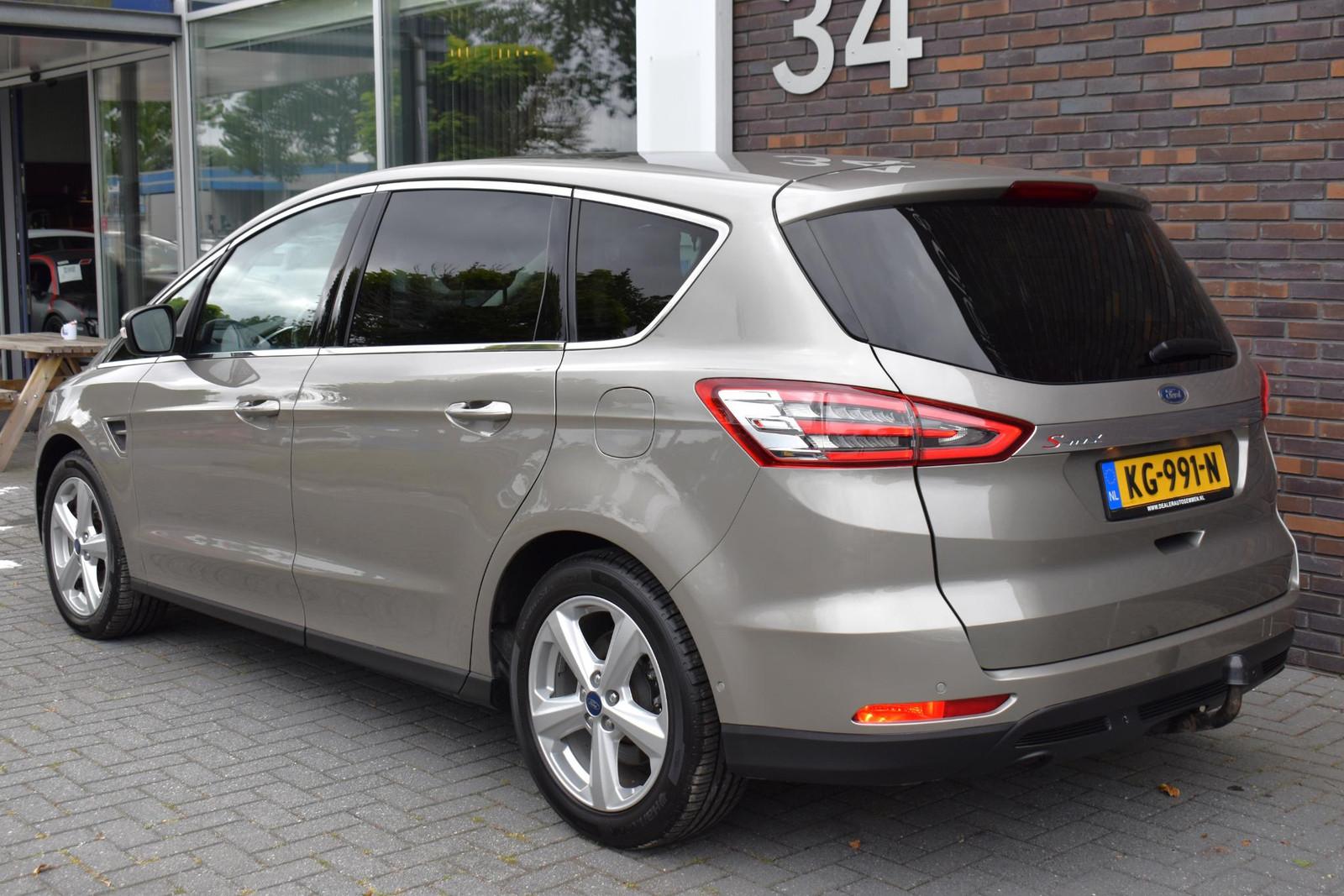 Ford S-Max 1.5 160pk PANO ECC LMV LEDER 69000KM!