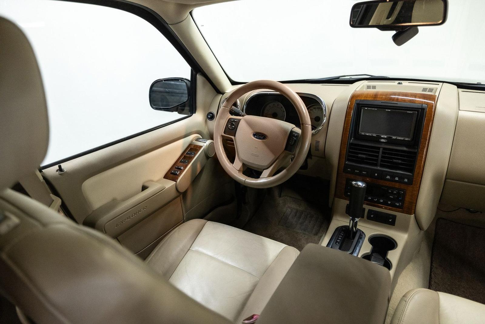 Ford Explorer Limited Btw auto, Fiscale waarde € 6.00