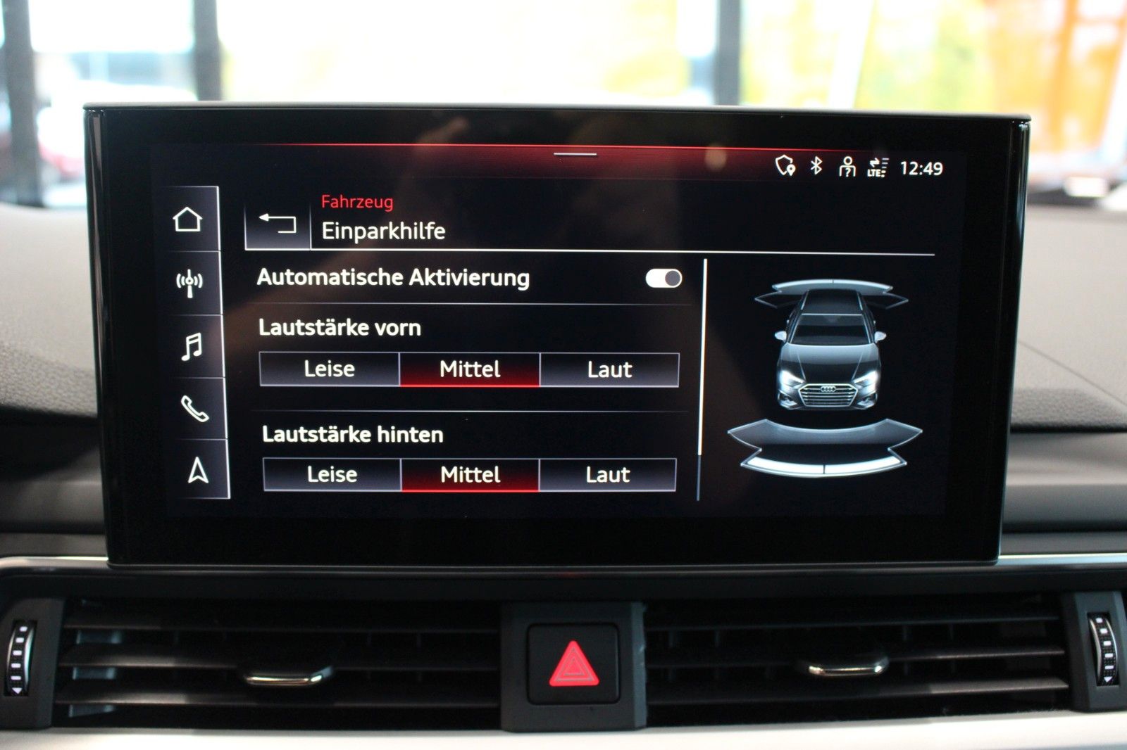 Fahrzeugabbildung Audi A4 40 TDI S tronic  Avant*Kamera*Navi*Ambiente.