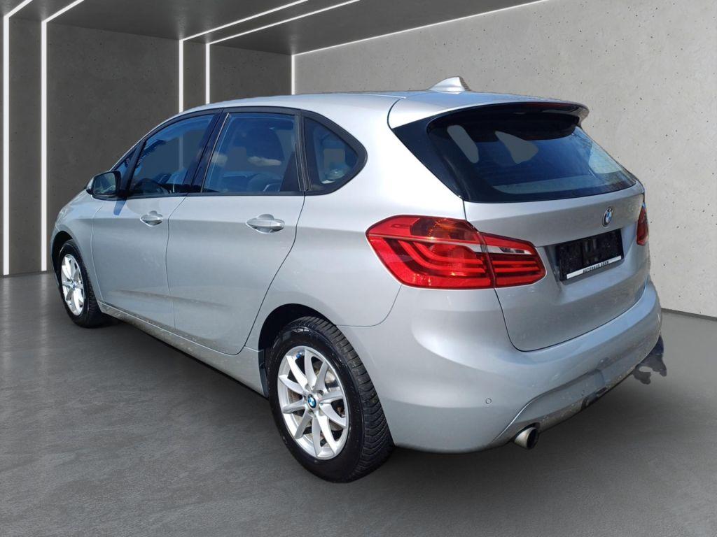 BMW 218i Active Tourer Advantage