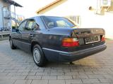 Mercedes-Benz E 230 mit H-Kennzeichen - Mercedes-Benz E 230