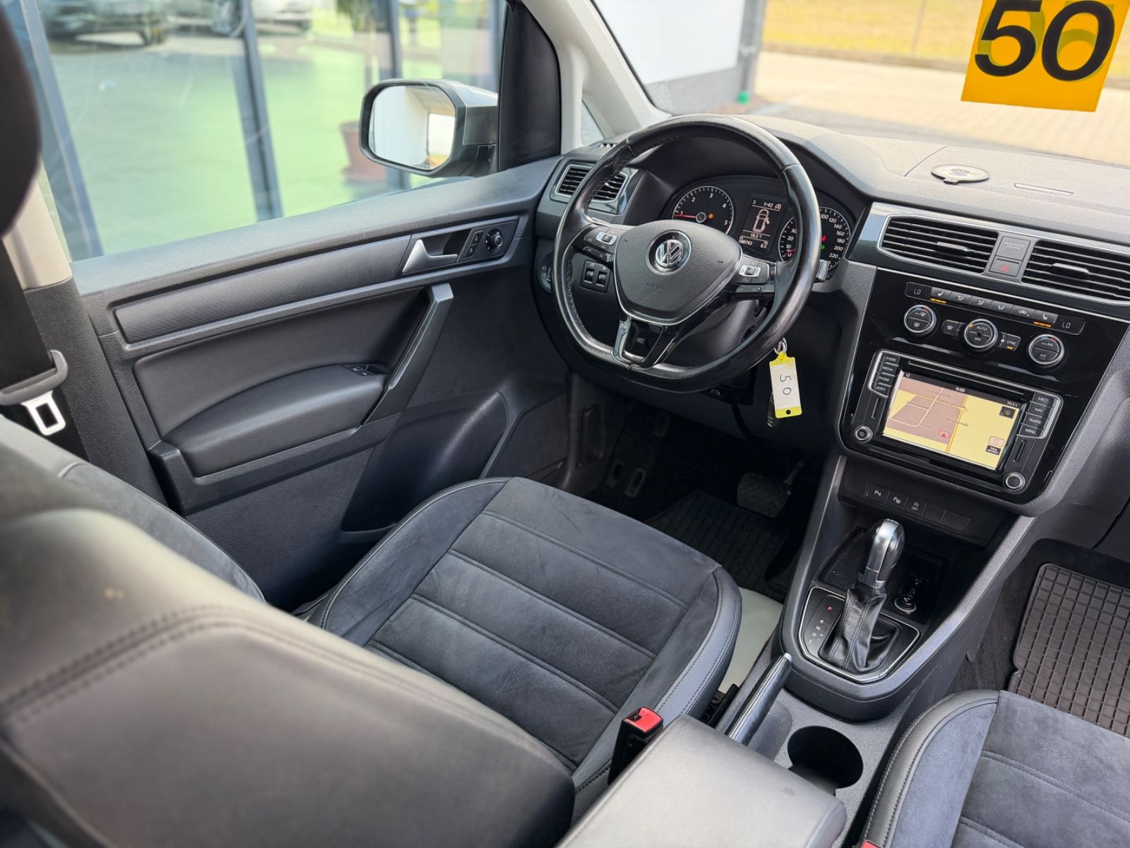 Caddy Maxi Highline 2.0 TDI DSG Navi BI-Xenon
