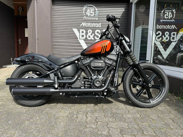 Harley-Davidson Street Bob 114 5HD1 1 Hd. LED ABS Garantie Zub.