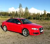 Audi RS4 4.2 quattro -