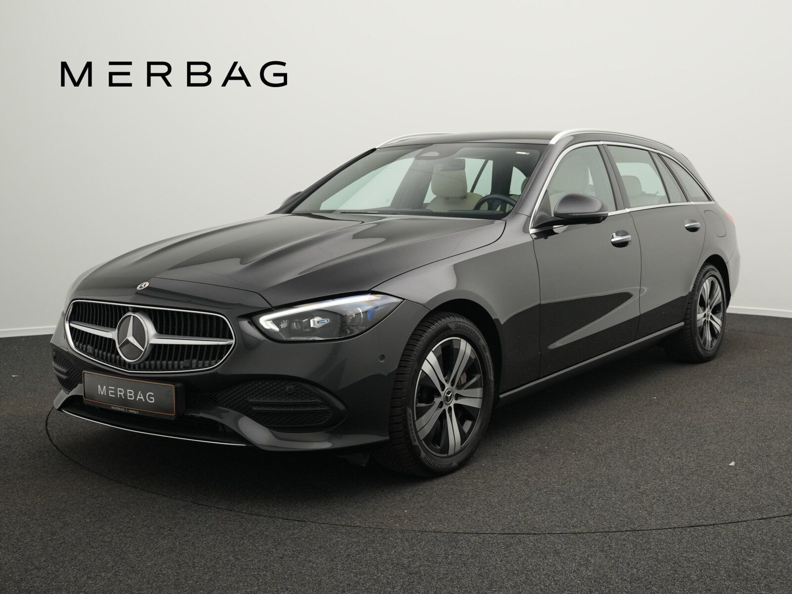 MERCEDES-BENZ C 300 e T Avantgarde Digital+Pano+360°+Apple