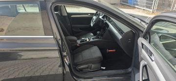 Volkswagen Passat Variant - 7