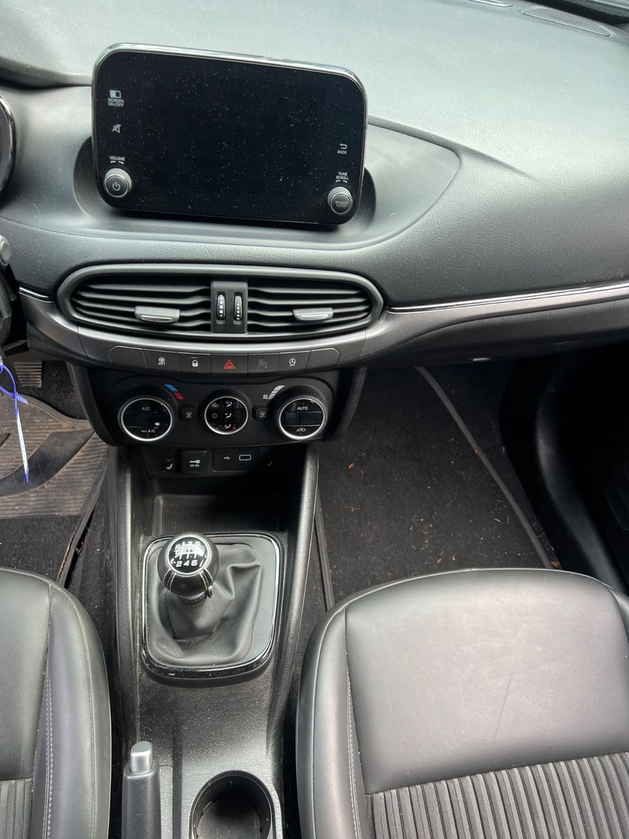 Fahrzeugabbildung Fiat Tipo S-Design