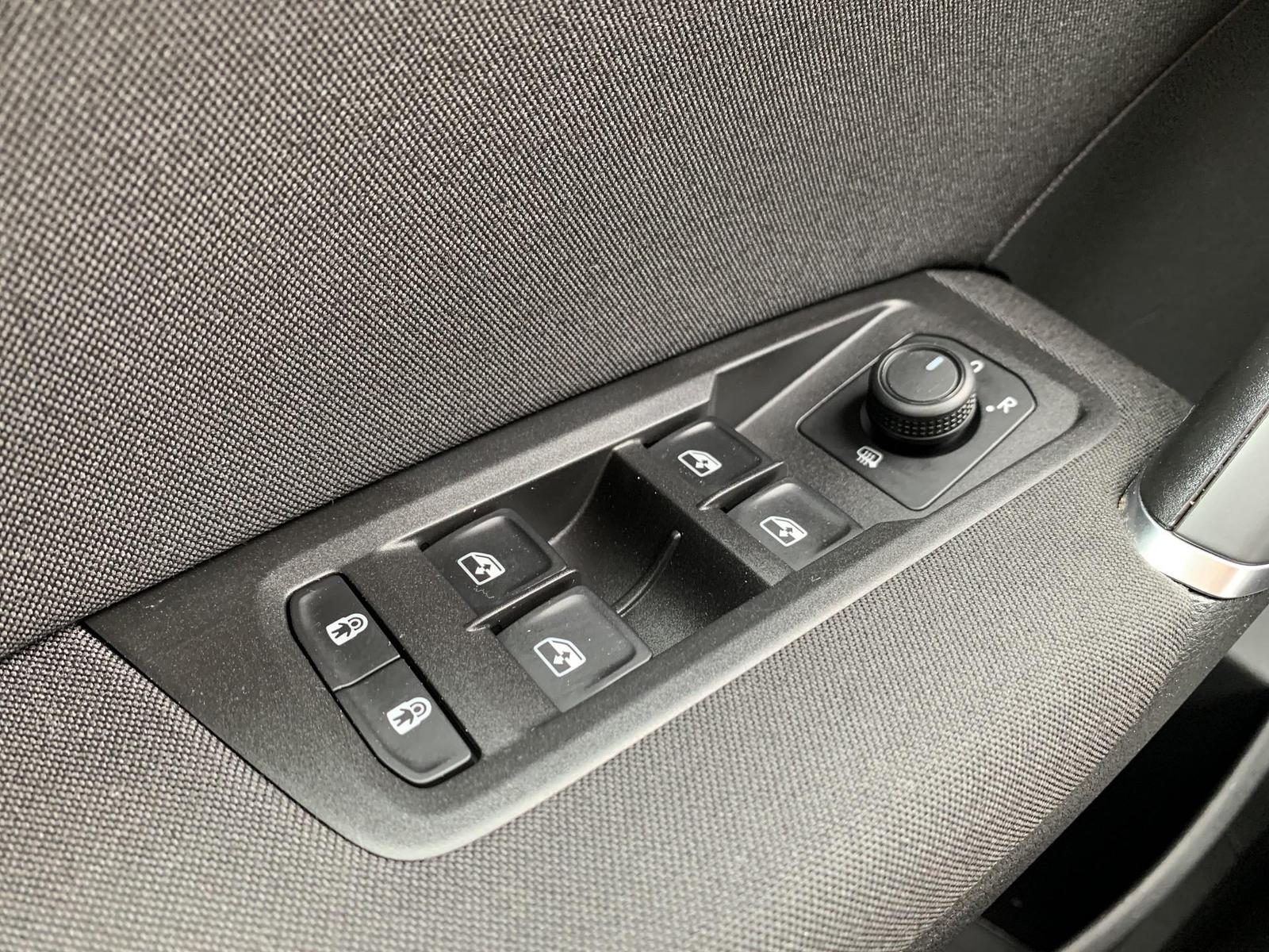 Volkswagen Touran 1.5TSI DSG 7-Sitzer ACC+3Z-Klima+Sitzhzg, миниатюра 26