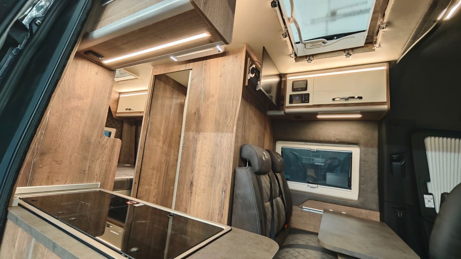 Fahrzeugabbildung MegaMobil Classic 600 Max 4x4 Sprinter