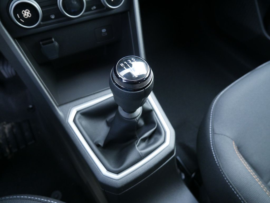Fahrzeugabbildung Dacia Sandero Stepway Expression TCe 90