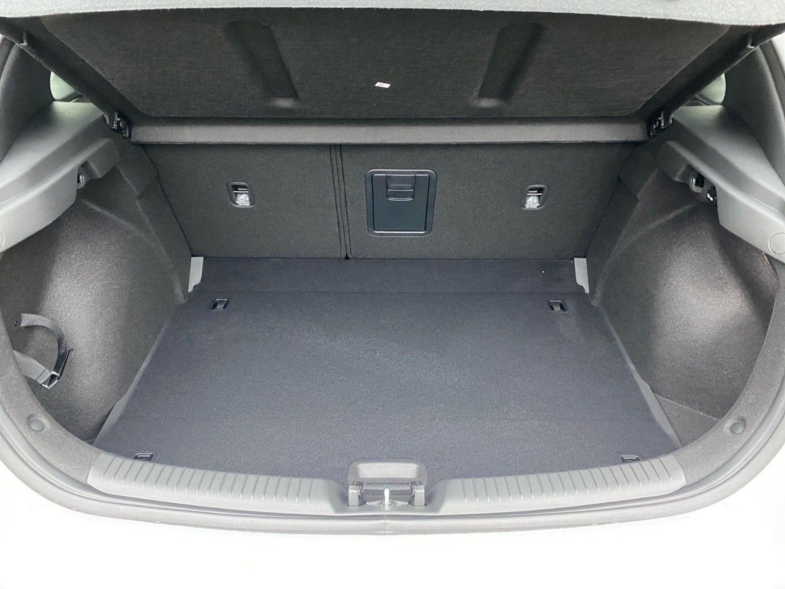 Fahrzeugabbildung Hyundai i30 Advantage