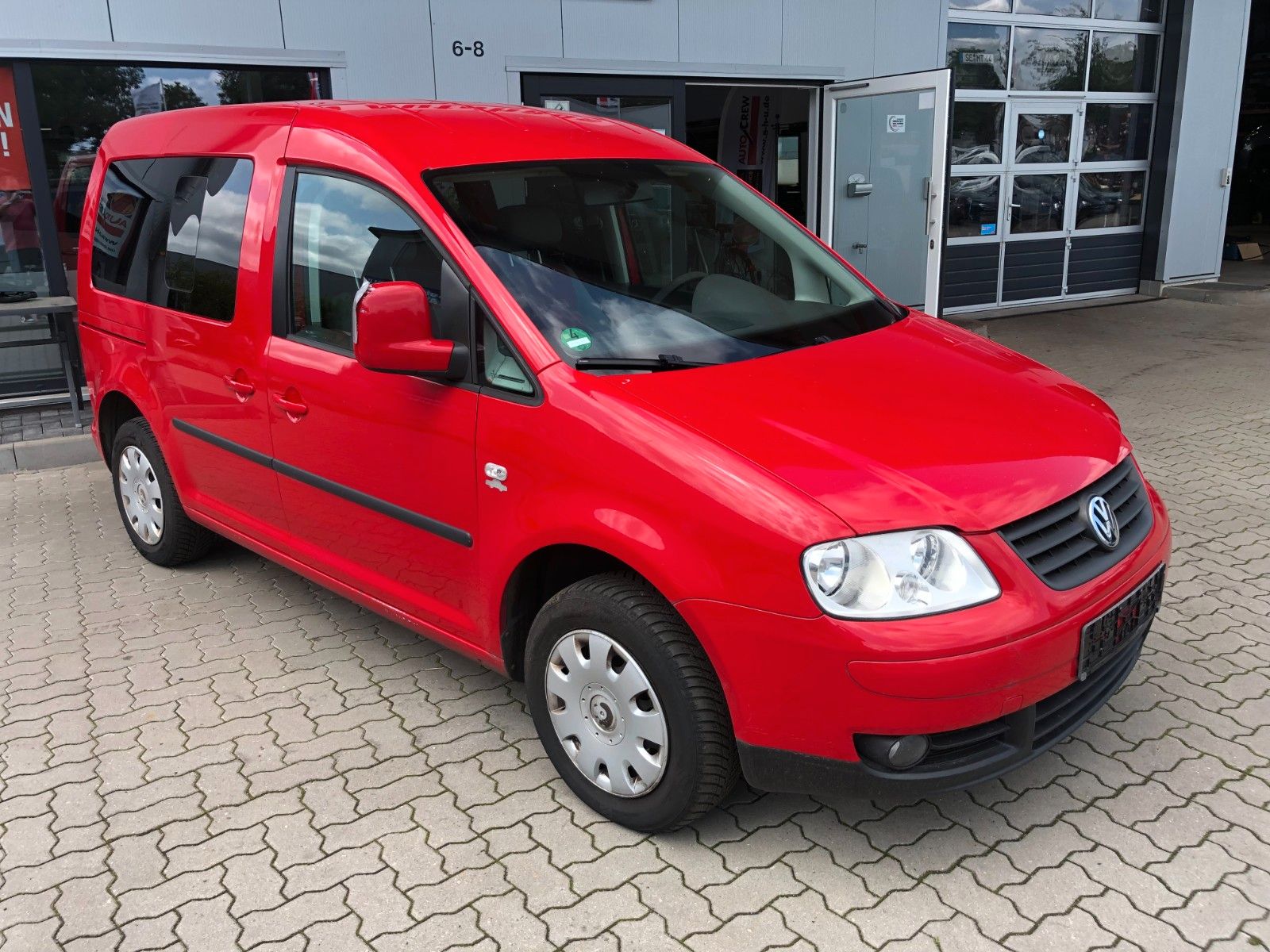 Fahrzeugabbildung Volkswagen Caddy Life Rollstuhlumbau