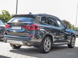 BMW X3 xDrive20i HUD RFK NAVI LED Sound Syst. DAB - BMW X3 in Duisburg
