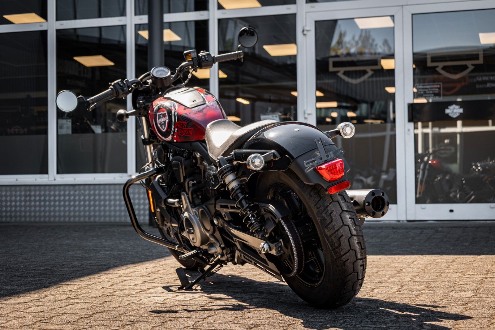 Fahrzeugabbildung Harley-Davidson Nightster RH975 - Jekill & Hyde -