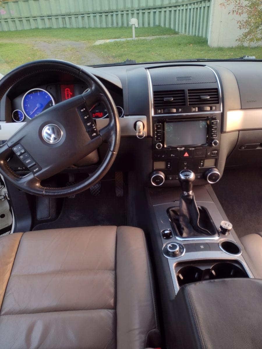 Volkswagen Touareg 2008 — photo 9