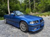 BMW E36 328i Cabrio * estorilblau - BMW 328 aus 1996: Cabrio