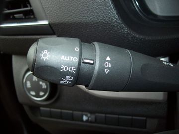 Bild 15 Opel Vivaro 1.5D Kasten M PDC+Kam Holz Navigation