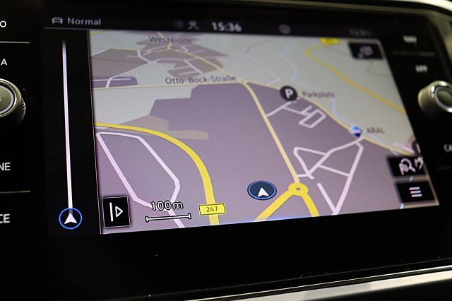 T-Roc 1.5 TSI UNITED LED NAVI KAMERA SHZ BT PDC