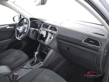 Volkswagen Tiguan - 12