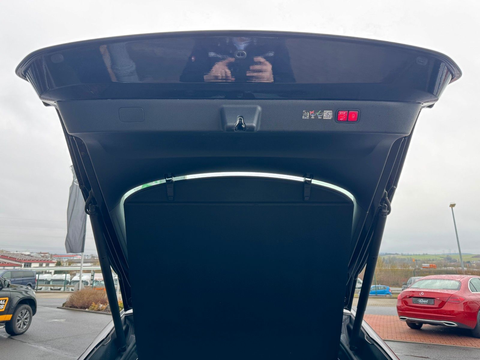 Fahrzeugabbildung Mercedes-Benz EQS 53 AMG 4M+Hyperscreen+Massage+Pano+AirM+HUD