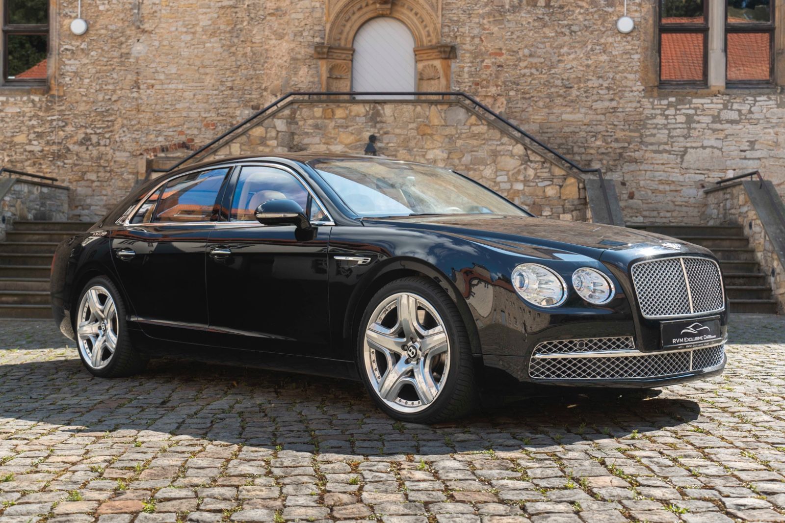 Fahrzeugabbildung Bentley Flying Spur 6.0 W12 Autom. Bixenon NAVI PDC KAM