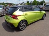 Hyundai i20 Prime Mild-Hybrid,Navi,SHZ,LHZ. - Hyundai i20 mit Benzin-Antrieb: Grün, Kleinwagen