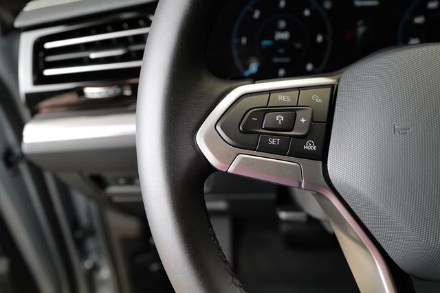 Volkswagen Touareg 3.0TDI 4Motion AHK StdHz Luft Keyless  L