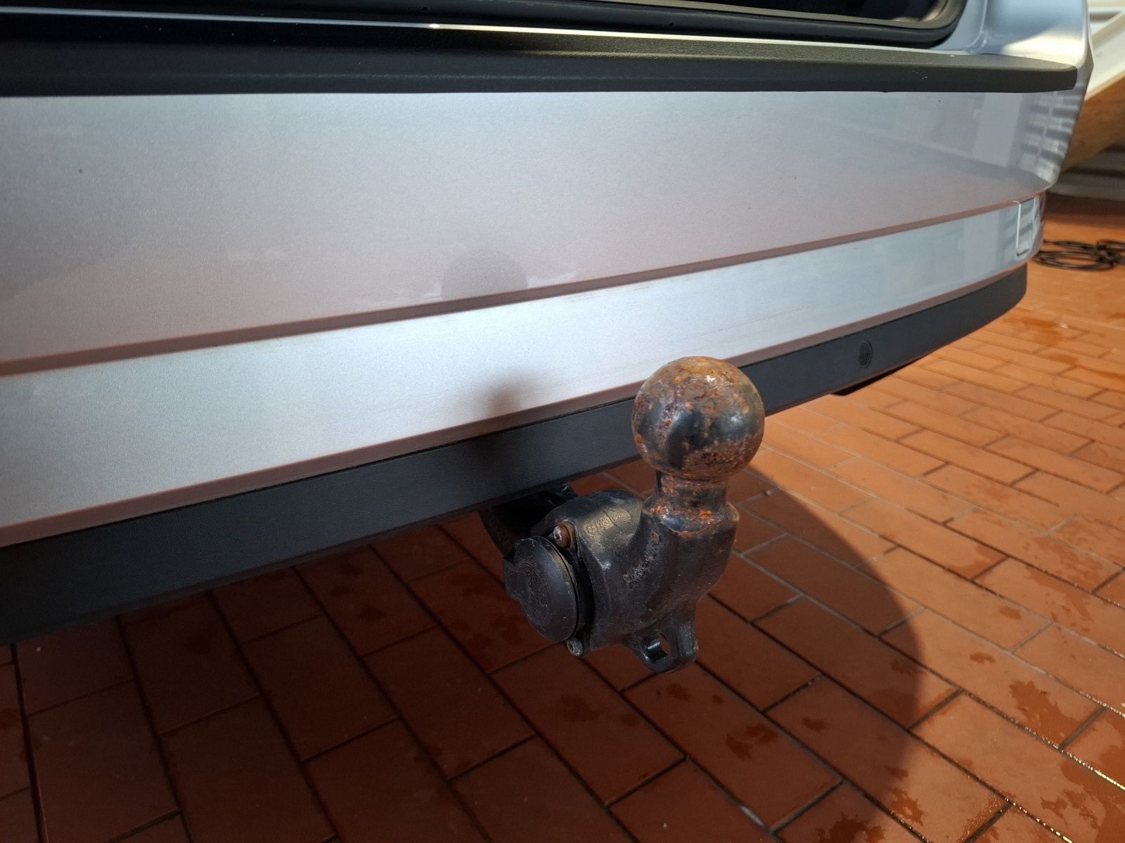 Fahrzeugabbildung SKODA Superb Combi TSI Style DSG Matrix AHK Navi AID b