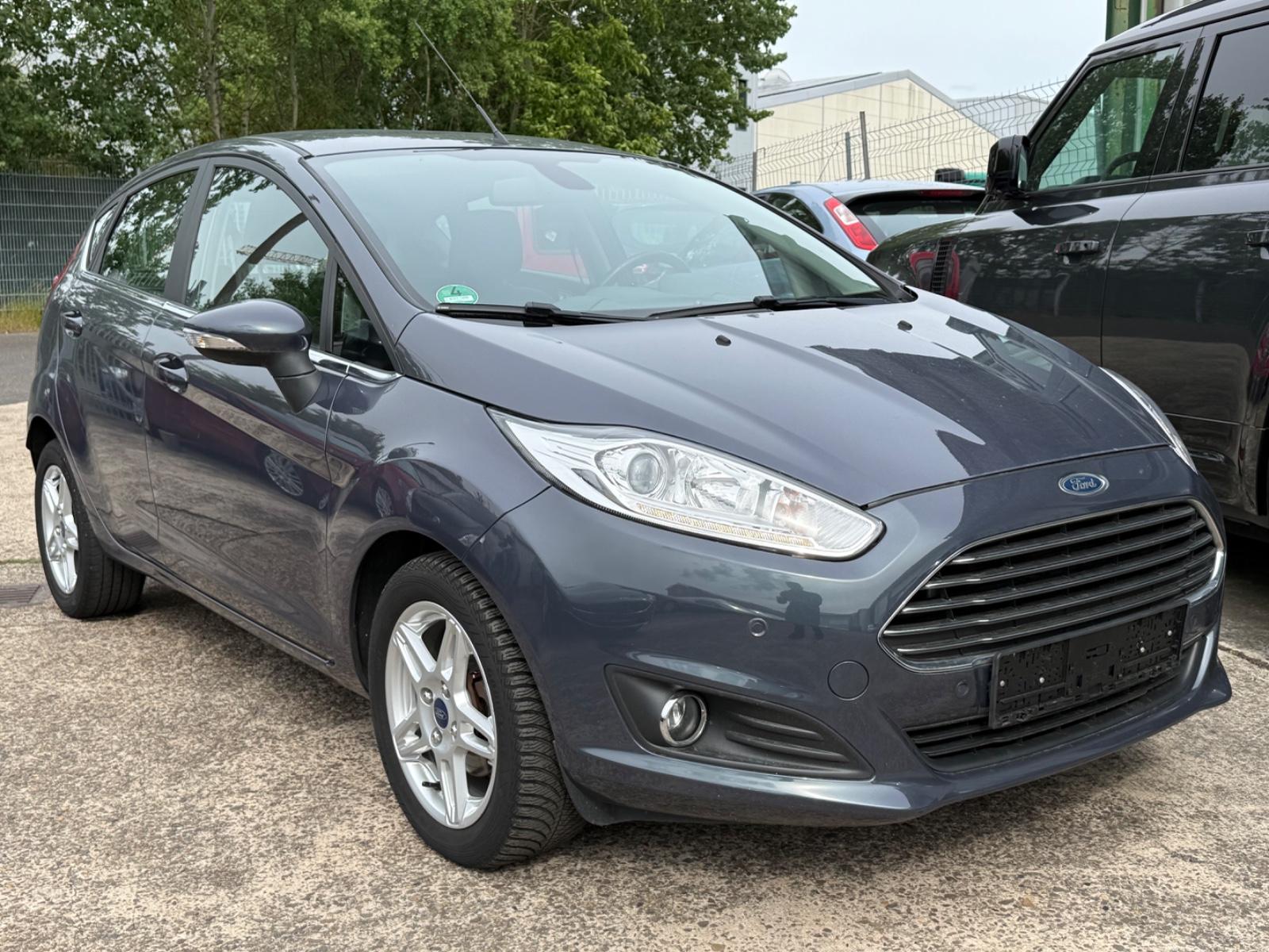 Ford Fiesta Titanium Automatik*Top Zustand*