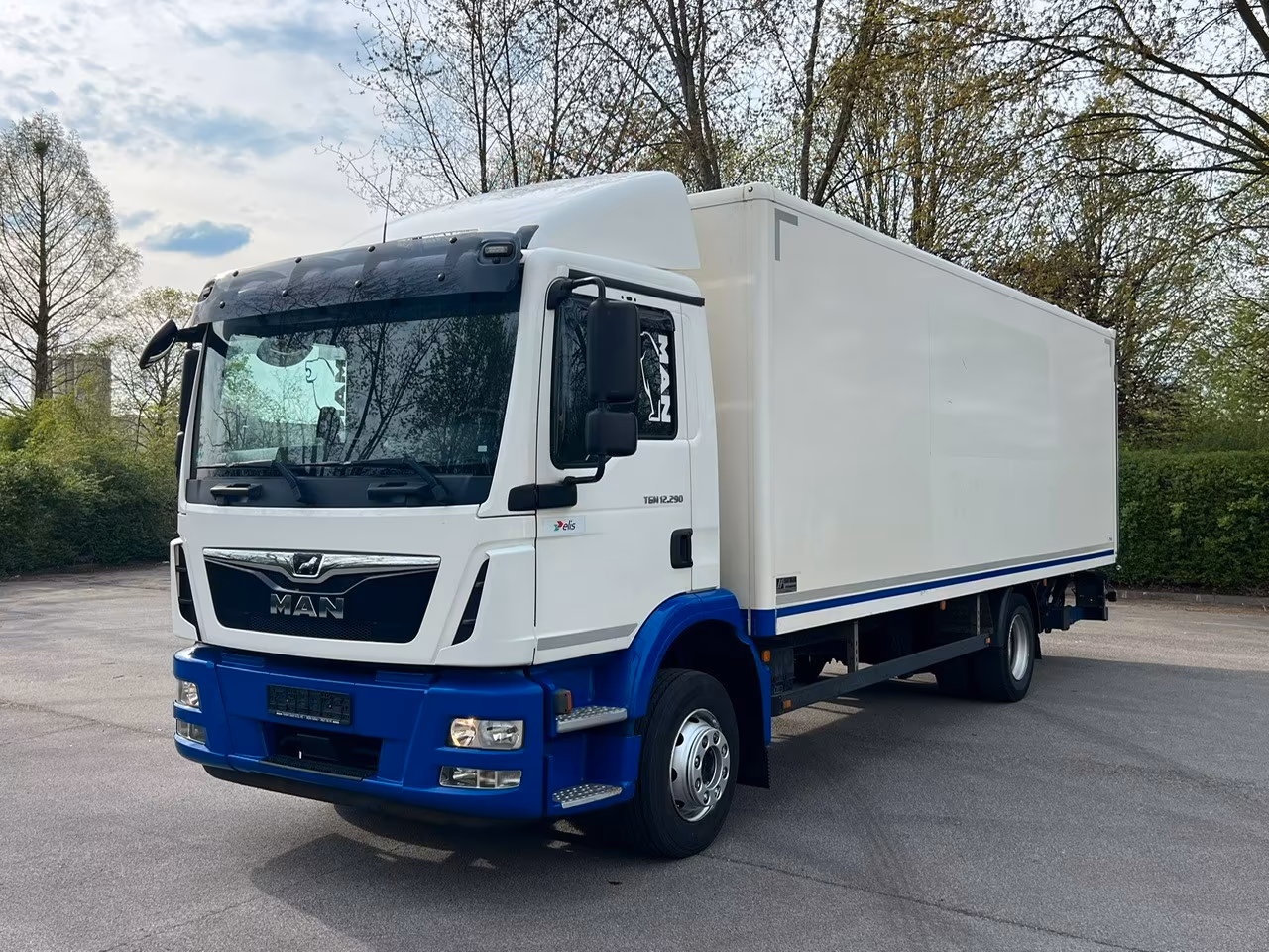 MAN TGM 12.290 ISOKOFFER