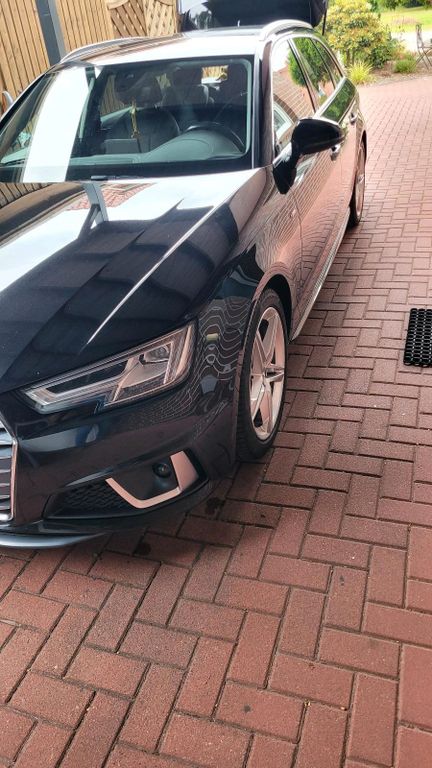 Image of Audi A4