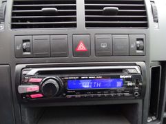Fahrzeugabbildung Volkswagen Polo Fun Cross TÜV-NEU / 8-FACH-BEREIFT / SCHECK
