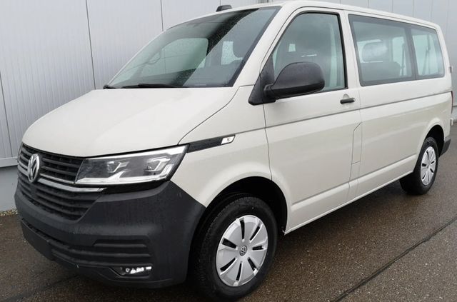 Volkswagen T6.1 Transporter Kombi 2.0 TDI 8 Sitzer LED AHK