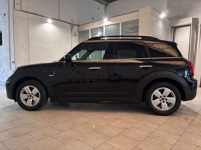 MINI ONE_COUNTRYMAN