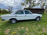 Mercedes-Benz 200  W123 Automatic Benziner  - Mercedes-Benz 200: W123