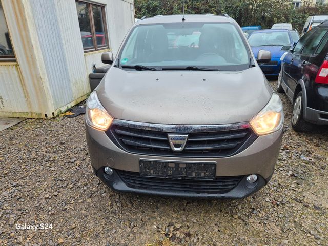 Dacia Lodgy TCe 115 Celebration TÜV 02/2026 EURO 5