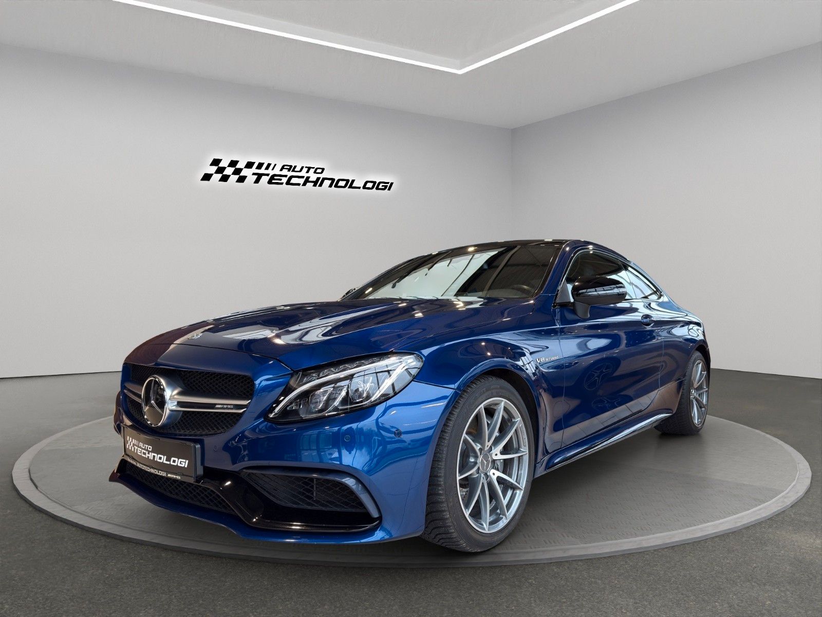 MERCEDES-BENZ C 63 AMG Coupe
