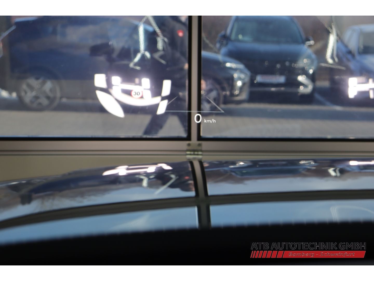 Fahrzeugabbildung Hyundai SANTA FE Blackline MY26 1.6 T-GDi PHEV 4WD HUD N