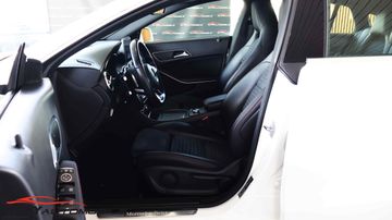 Mercedes CLA 220 Shooting Brake - 12