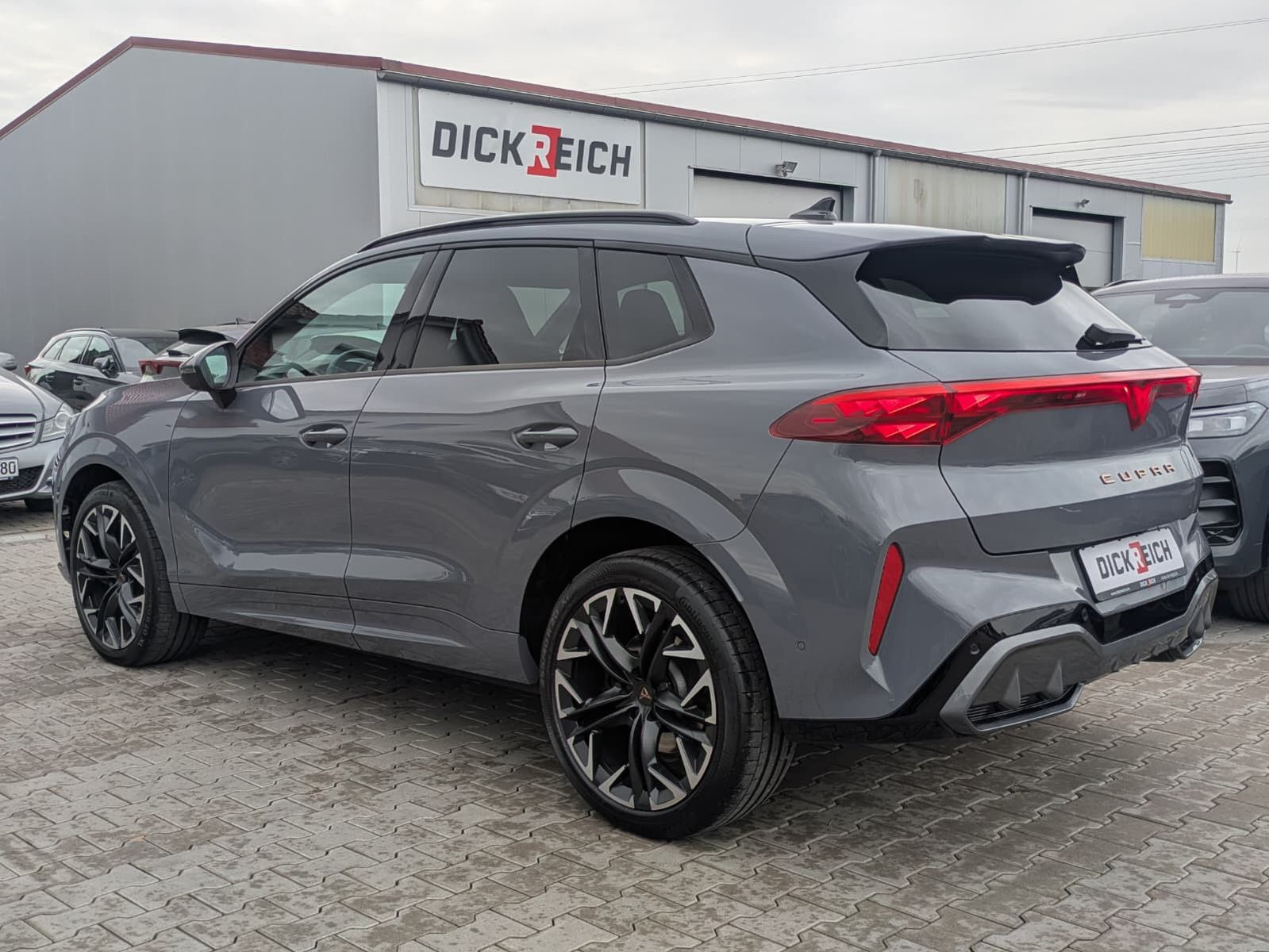 Fahrzeugabbildung CUPRA Terramar 2.0 TSI 4D VZ HUD*MATRIX*PANO*DCC*20"